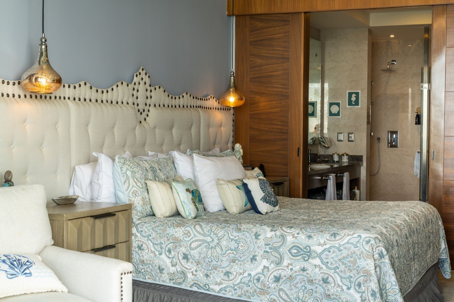 Residence 904 · Photo 18