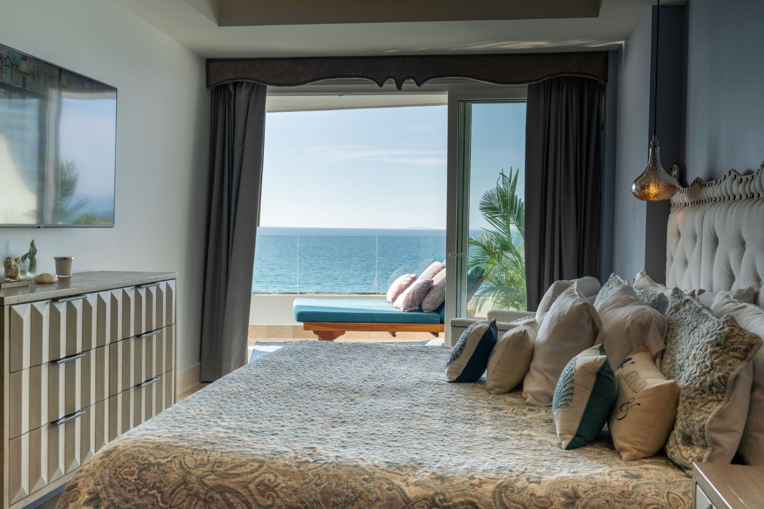Residence 904 · Photo 19